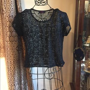 🎈Annabelle Black top